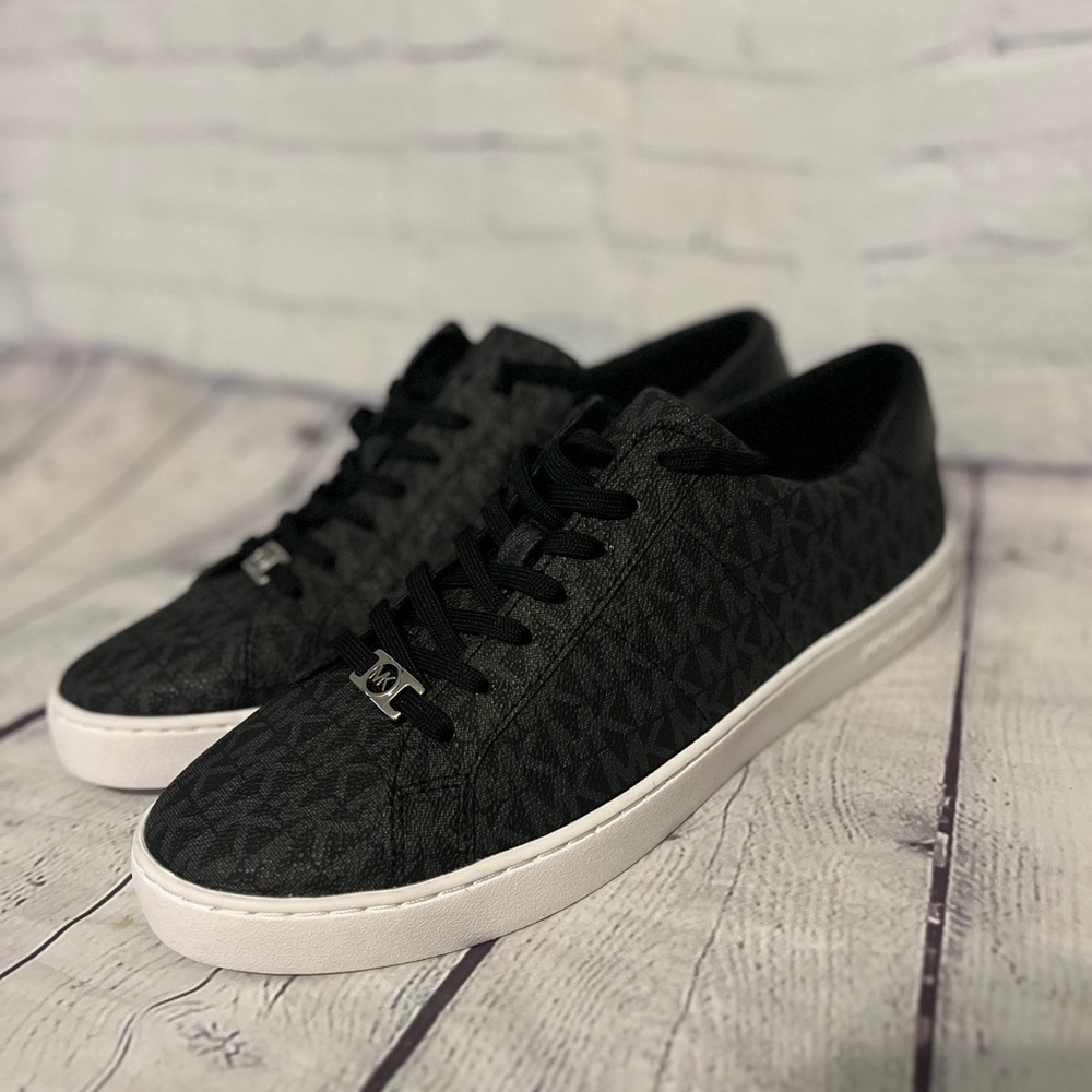 New Michael Kors Keaton Sneakers - Picture 3 of 5